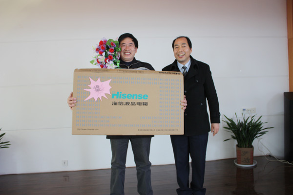 ���佱�صȽ�